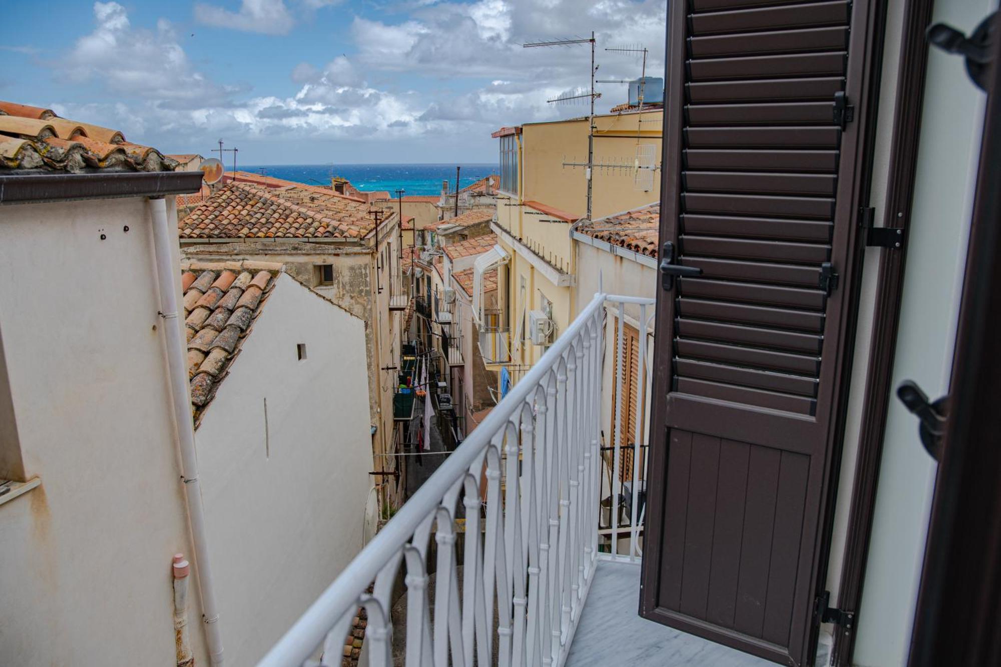 Casa Vicolo Re Apartment Cefalu Exterior photo